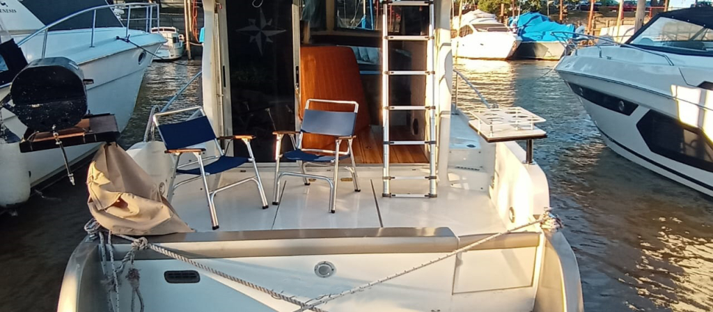 cruceros - YATE MOTOR  - ORTHOLAN 1010