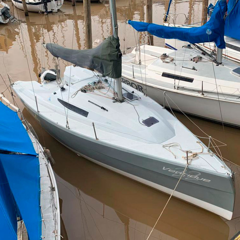 veleros - YATE DE VELA - RESERVADO - VEINTIDUE