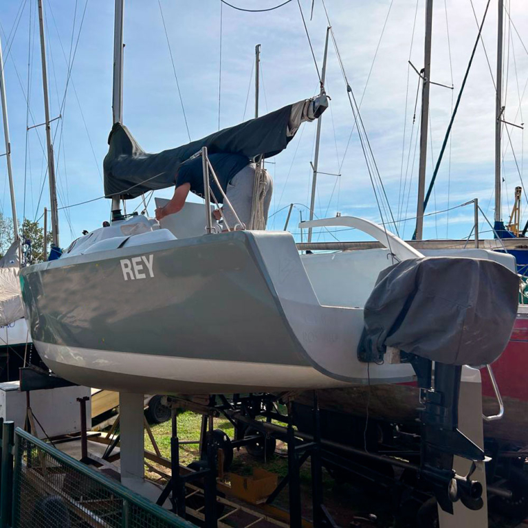 veleros - YATE DE VELA - RESERVADO - VEINTIDUE