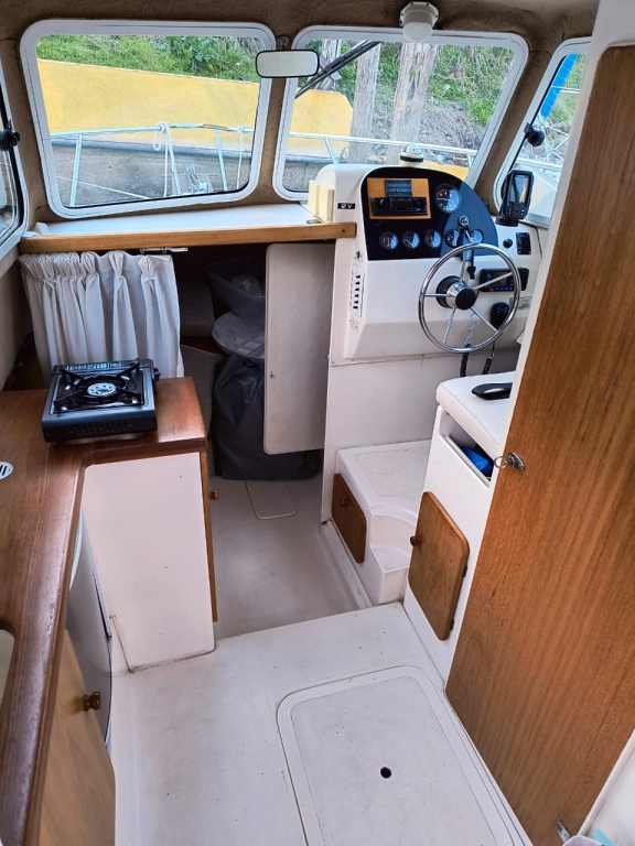 cruceros - YATE MOTOR - FISH CABIN 710