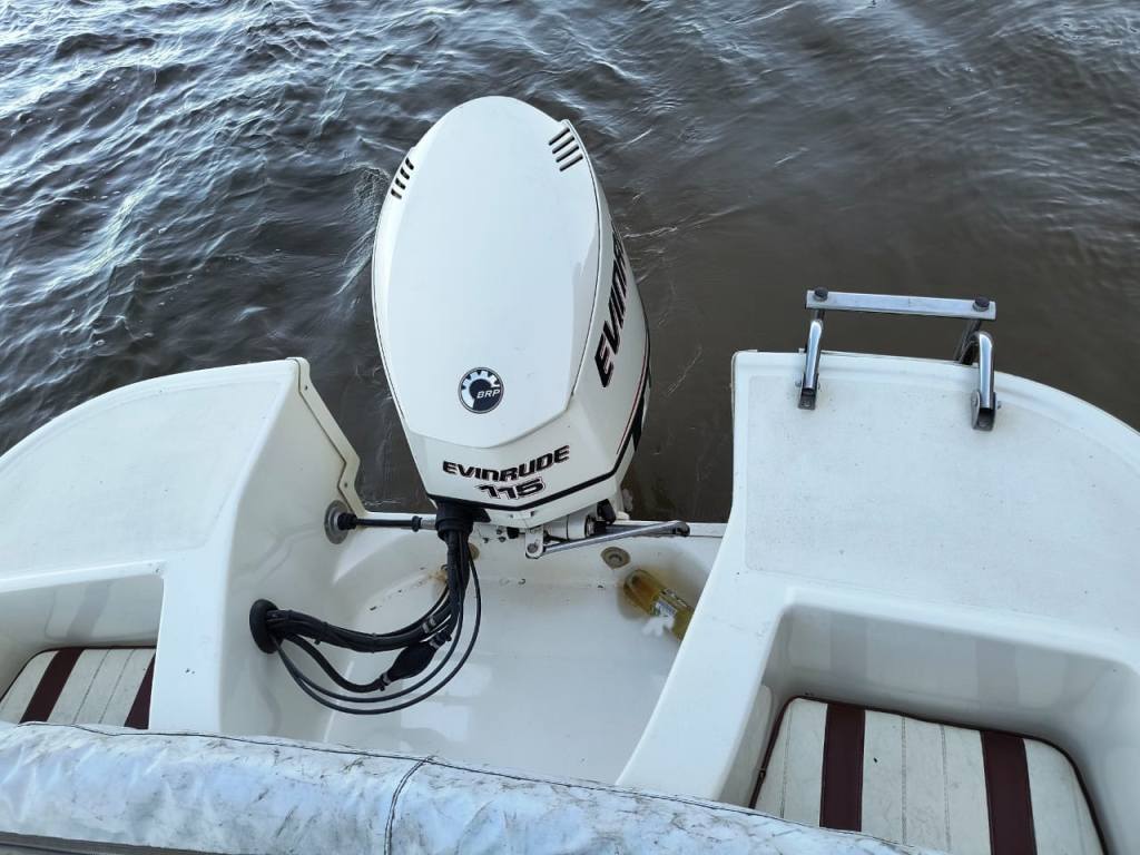 lanchas - LANCHA CONSOLA CENTRAL - MAREA 630