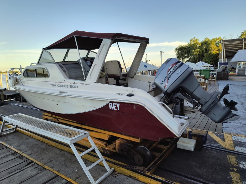 cruceros - DAYCRUISER - FISH CABIN 600