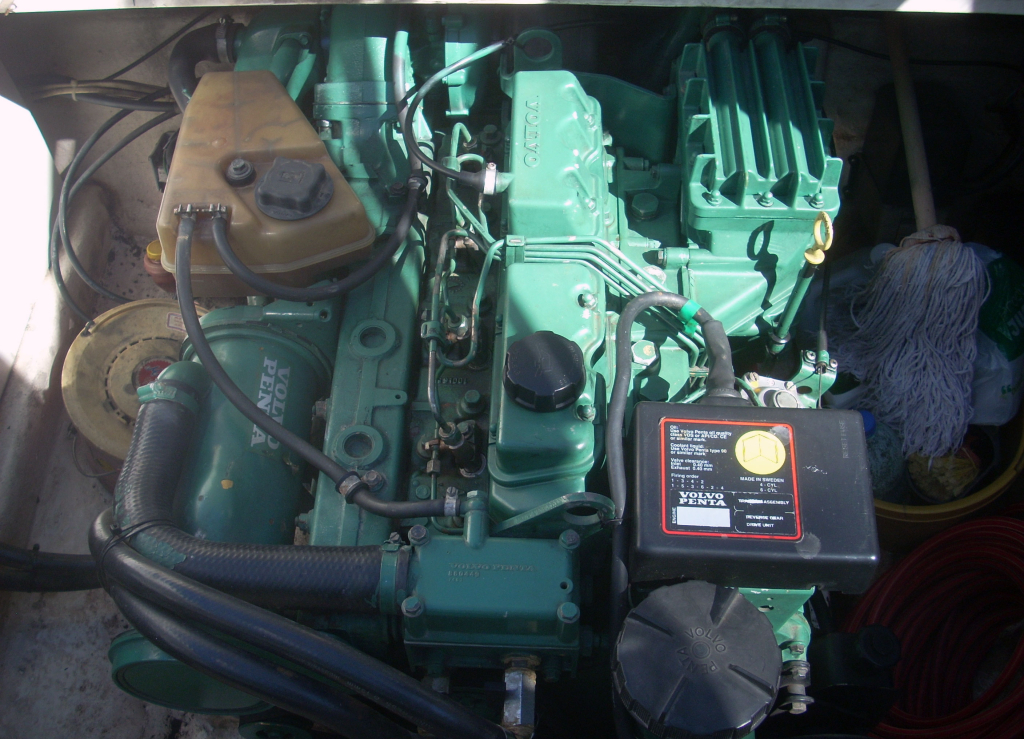 cruceros - OPEN - RAGAZZA 750 HARD TOP