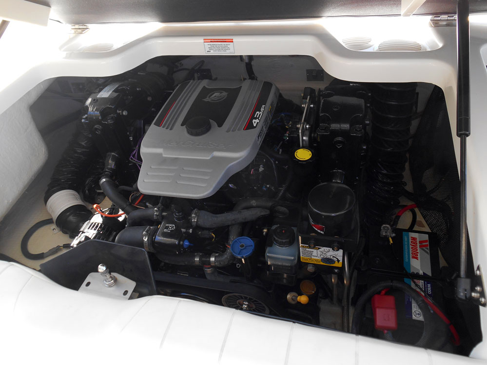 lanchas - LANCHA OPEN IMPORTADA - REGAL 1900