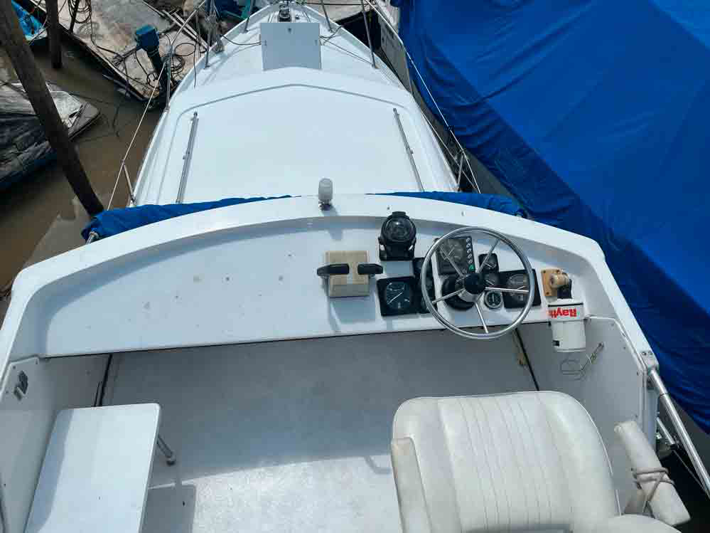 cruceros - YATE MOTOR  - ANDAMAR 1010