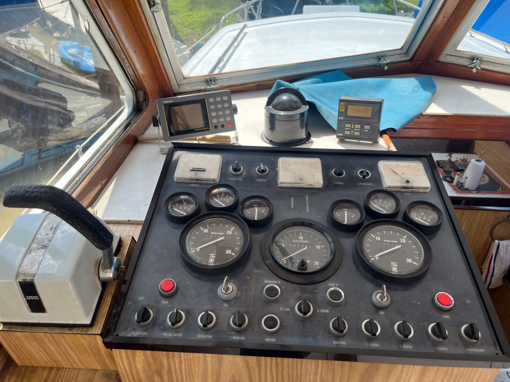 cruceros - YATE MOTOR  - ANDAMAR 1010