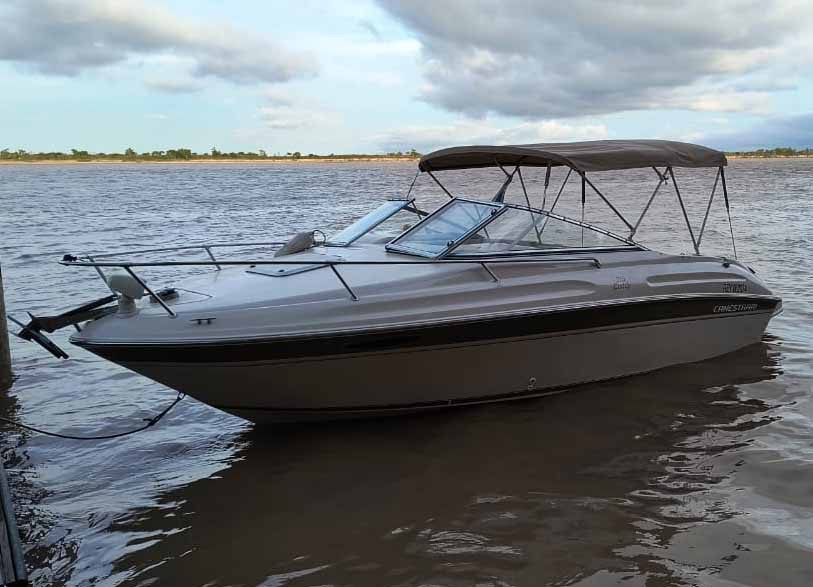 lanchas - LANCHA CUDDY - CANESTRARI 215