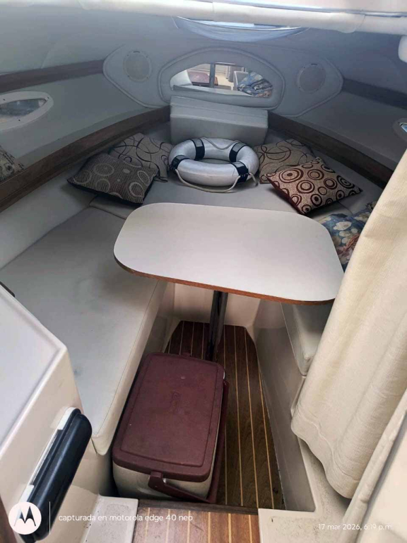 lanchas - LANCHA CUDDY - CANESTRARI 215