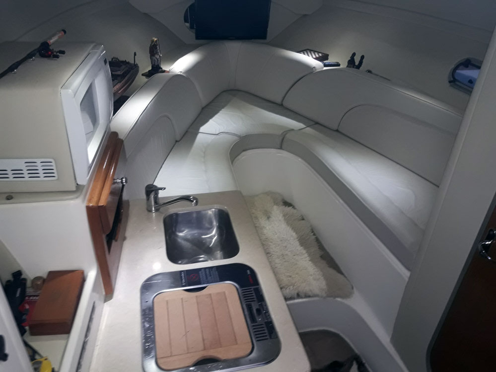 cruceros - YATE MOTOR  OPEN - TRENTO 285- OPORTUNIDAD