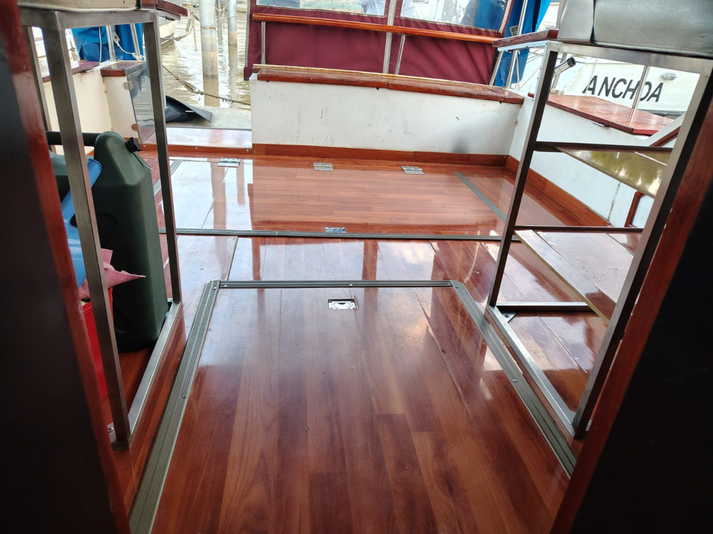 cruceros - YATE MOTOR - FLAMINGO 850 TECHO RIGIDO