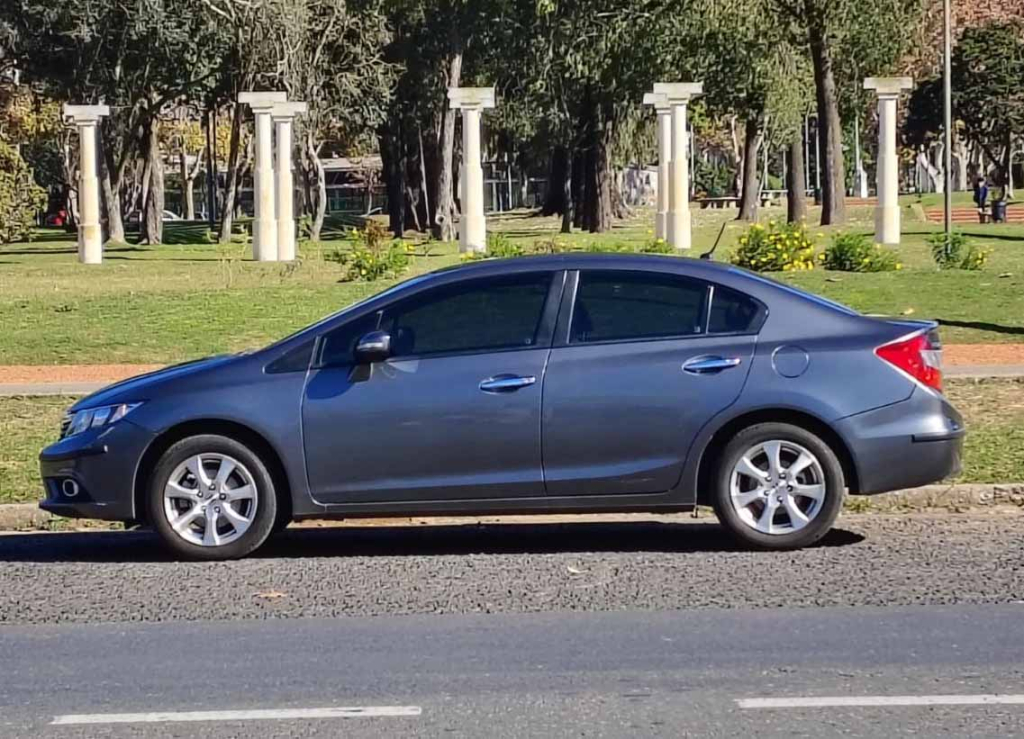varios - AUTOMOVIL SEDAN 4 PUERTAS - HONDA CIVIC EXS