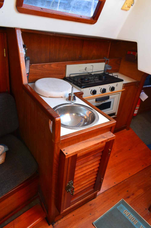 veleros - YATE DE VELA  - ALBATROS 825