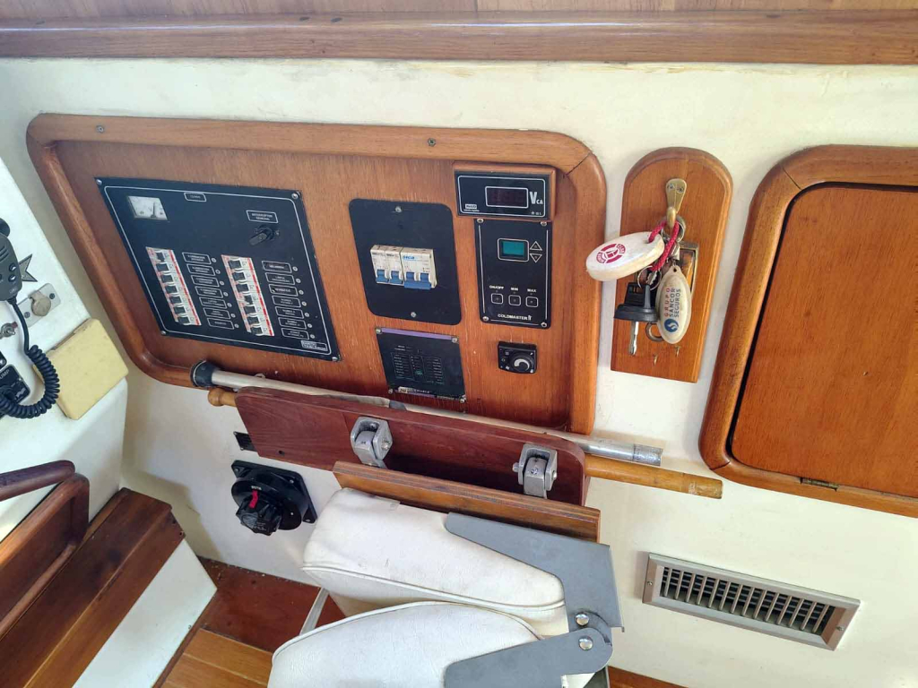 cruceros - YATE MOTOR  - SKIPPER EXPRESS