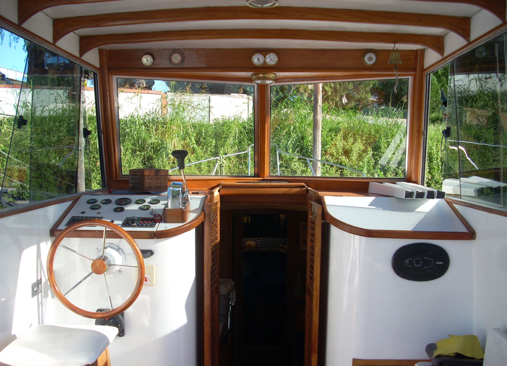 cruceros - YATE MOTOR  - GRANDJEAN 